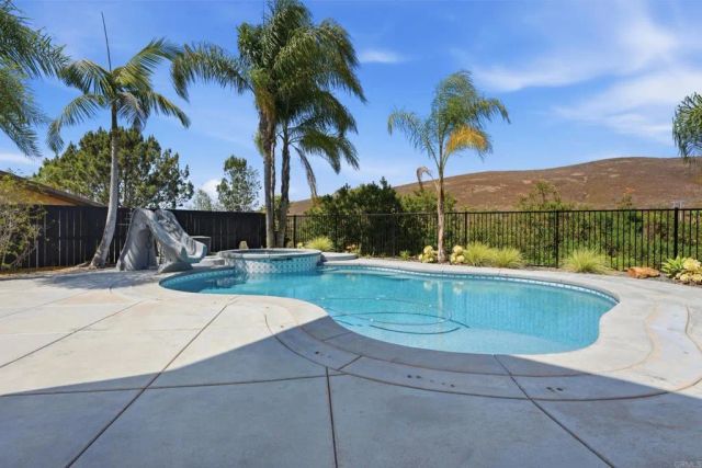 3579 Calle Palmito, Carlsbad, CA 92009