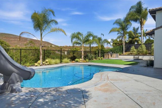3579 Calle Palmito, Carlsbad, CA 92009