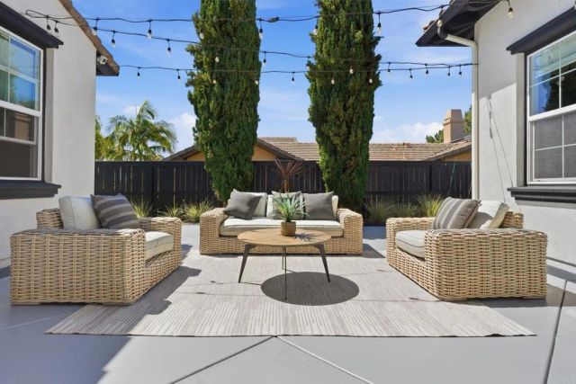3579 Calle Palmito, Carlsbad, CA 92009