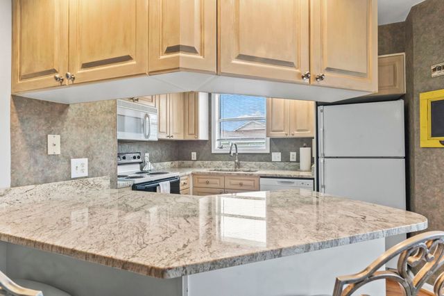 300 Shorehaven Dr Unit V4, North Myrtle Beach, SC 29582