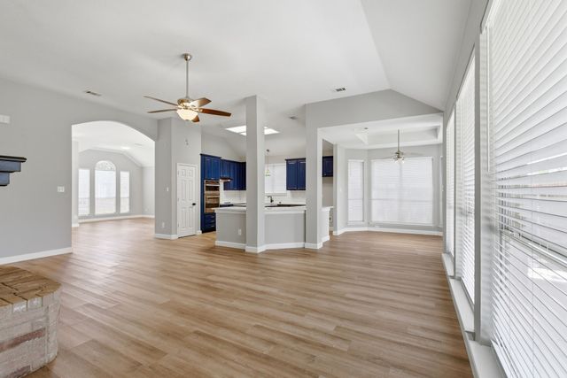 138 Briar Oak Drive, Murphy, TX 75094