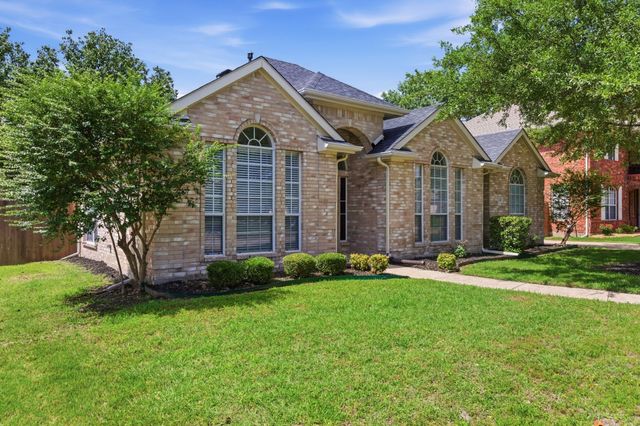 138 Briar Oak Drive, Murphy, TX 75094
