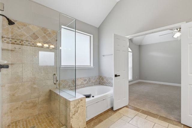 138 Briar Oak Drive, Murphy, TX 75094