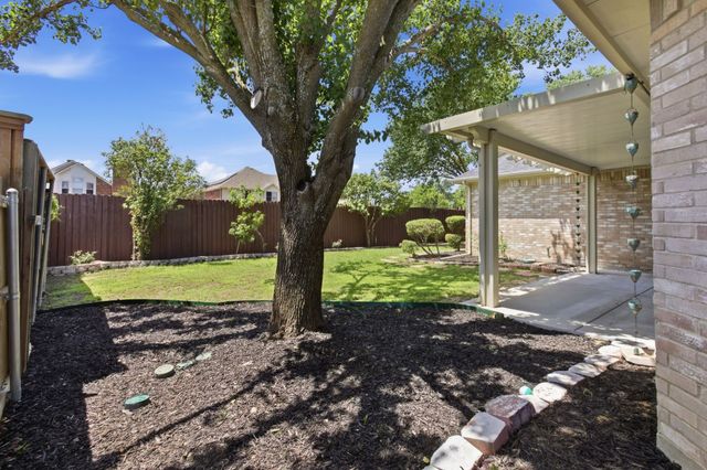 138 Briar Oak Drive, Murphy, TX 75094