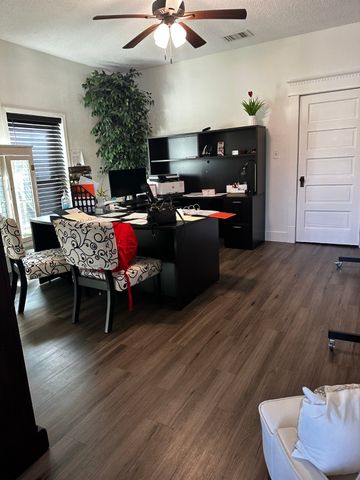 708 W Main Street, Denison, TX 75020