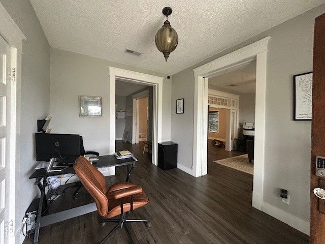 708 W Main Street, Denison, TX 75020