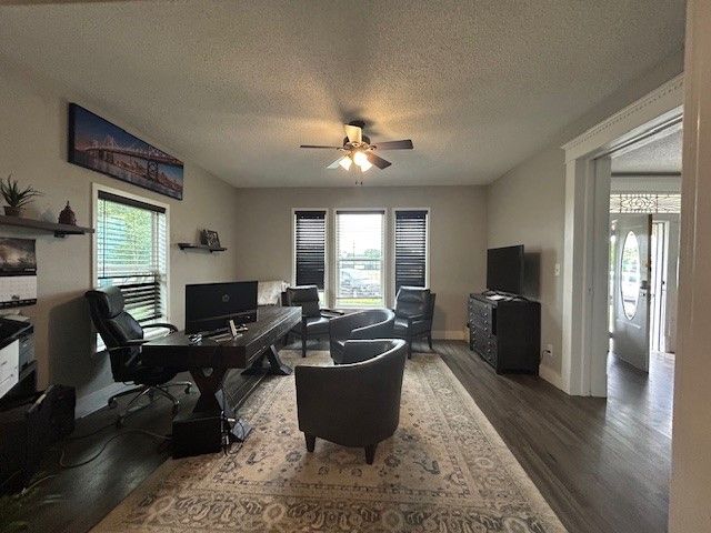 708 W Main Street, Denison, TX 75020