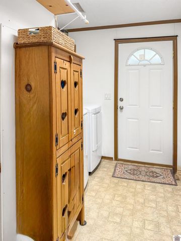 5472 STE RTE 94E, Murray, KY 42071