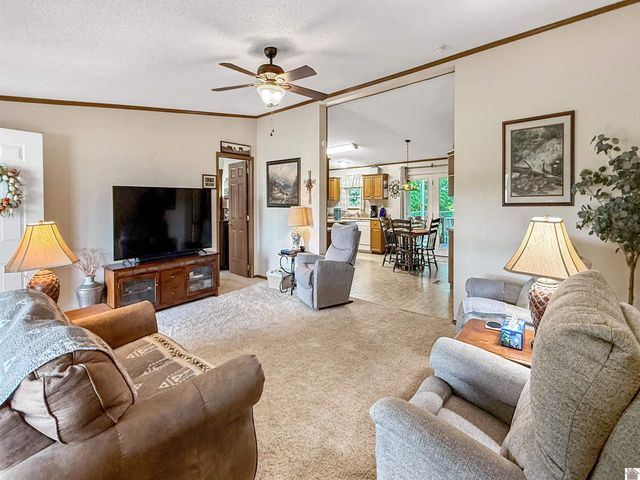 5472 STE RTE 94E, Murray, KY 42071