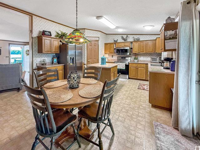 5472 STE RTE 94E, Murray, KY 42071