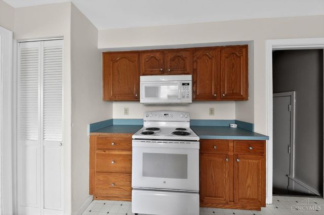 1712 Norcol Lane, North College Hill, OH 45231