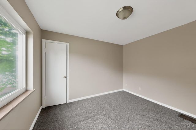 1712 Norcol Lane, North College Hill, OH 45231