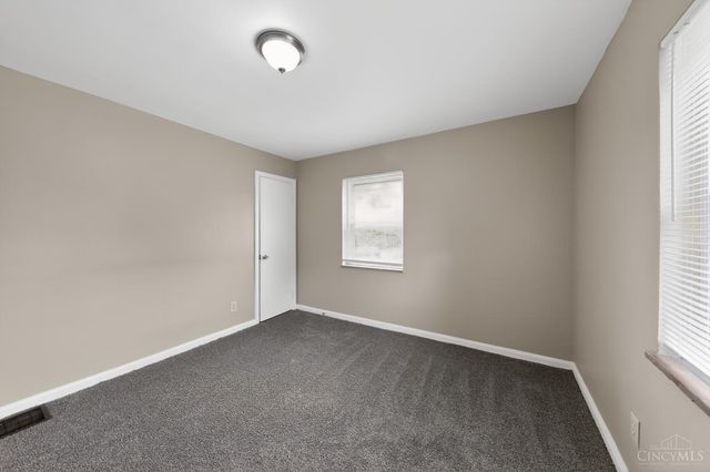 1712 Norcol Lane, North College Hill, OH 45231