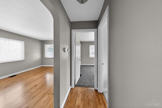 1712 Norcol Lane, North College Hill, OH 45231