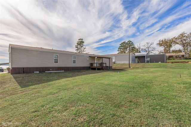 1048 Merritt Mountain Road, Many, LA 71449