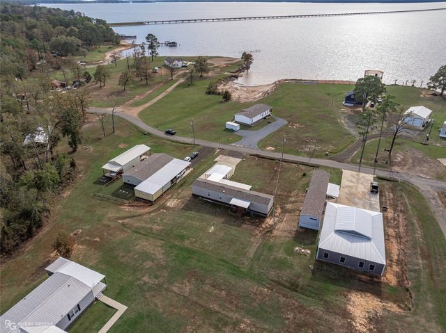 1048 Merritt Mountain Road, Many, LA 71449