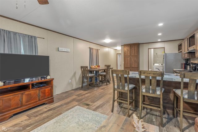 1048 Merritt Mountain Road, Many, LA 71449