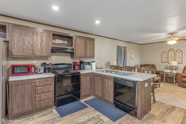 1048 Merritt Mountain Road, Many, LA 71449