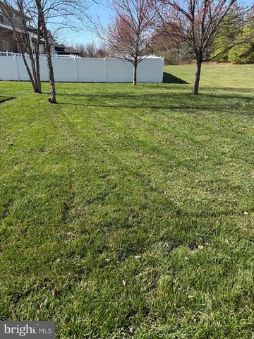 866 MERRIMANS LN, Winchester, VA 22602