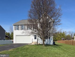 866 MERRIMANS LN, Winchester, VA 22602
