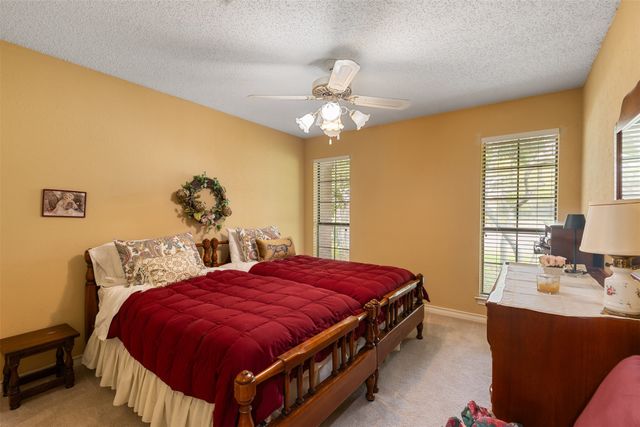 16622 Cleary Circle, Dallas, TX 75248