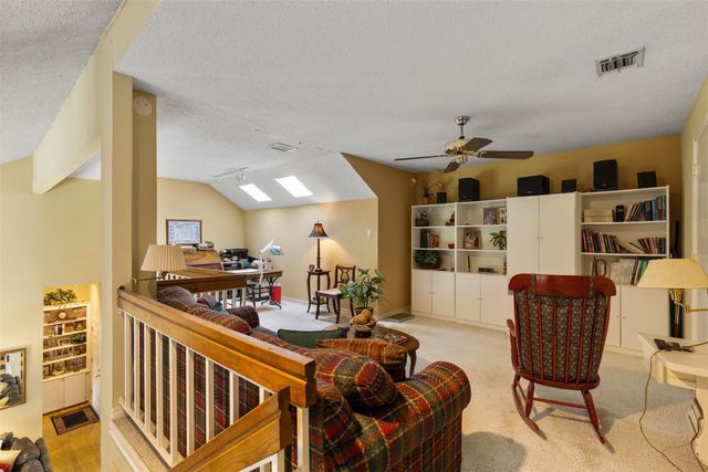 16622 Cleary Circle, Dallas, TX 75248