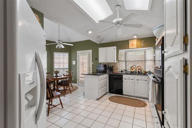 16622 Cleary Circle, Dallas, TX 75248