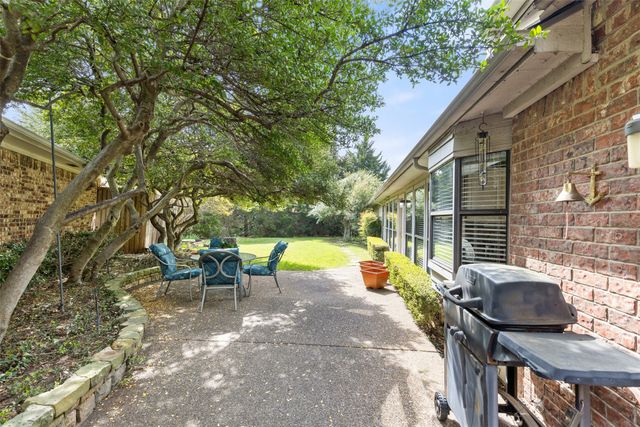 16622 Cleary Circle, Dallas, TX 75248