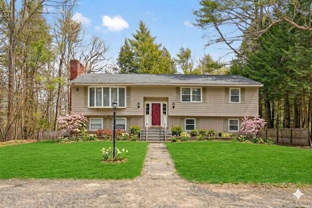 28 Spring Road, Amherst, NH 03031