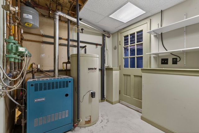 28 Spring Road, Amherst, NH 03031