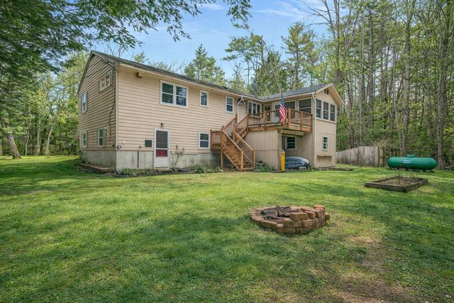 28 Spring Road, Amherst, NH 03031