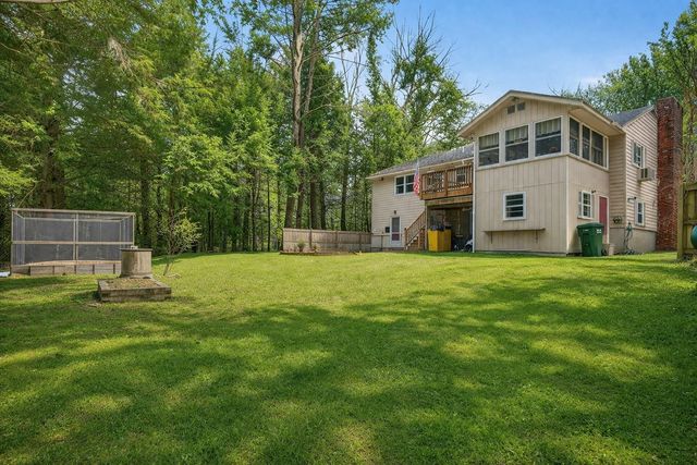 28 Spring Road, Amherst, NH 03031