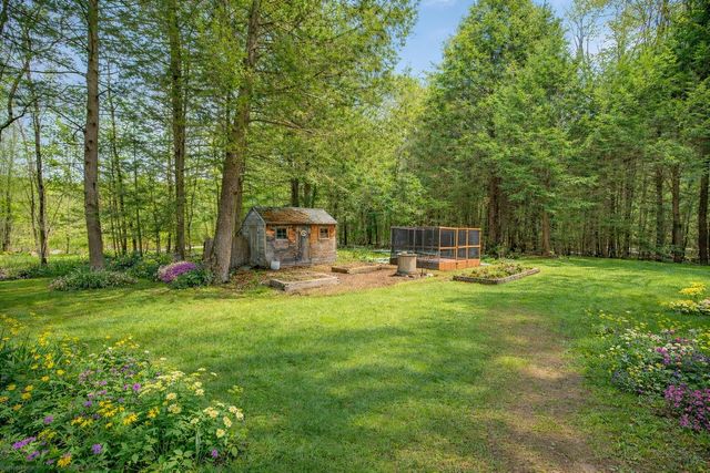 28 Spring Road, Amherst, NH 03031