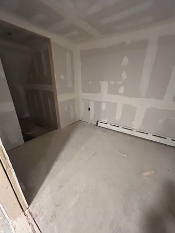 31-33 Howard Street, Laconia, NH 03246