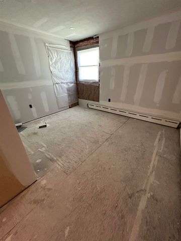 31-33 Howard Street, Laconia, NH 03246