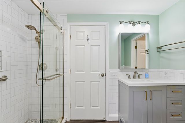38 Stone Trail C, North Providence, RI 02904
