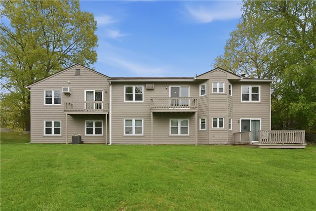 38 Stone Trail C, North Providence, RI 02904