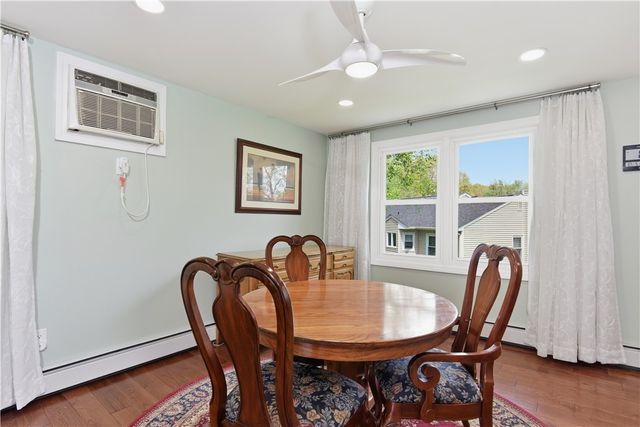 38 Stone Trail C, North Providence, RI 02904