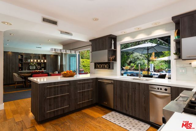11109 Dona Pegita Drive, Studio City, CA 91604