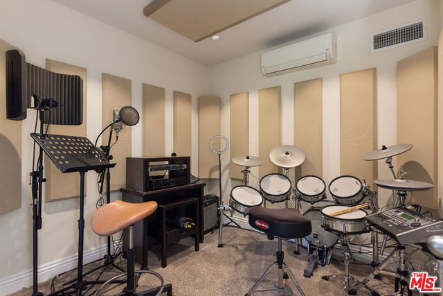 11109 Dona Pegita Drive, Studio City, CA 91604