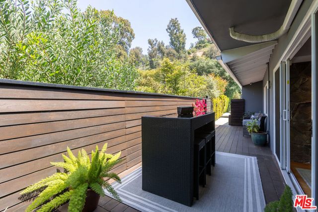 11109 Dona Pegita Drive, Studio City, CA 91604
