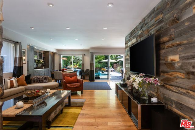 11109 Dona Pegita Drive, Studio City, CA 91604