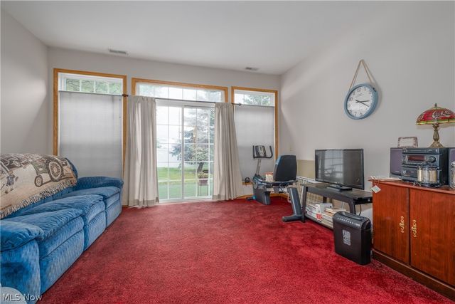 1926 University Commons Drive SE, Massillon, OH 44646