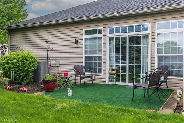 1926 University Commons Drive SE, Massillon, OH 44646