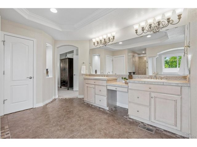 6250 W Crestline Ave, Littleton, CO 80123