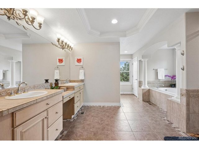 6250 W Crestline Ave, Littleton, CO 80123
