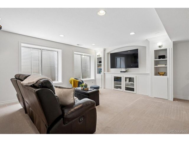 6250 W Crestline Ave, Littleton, CO 80123