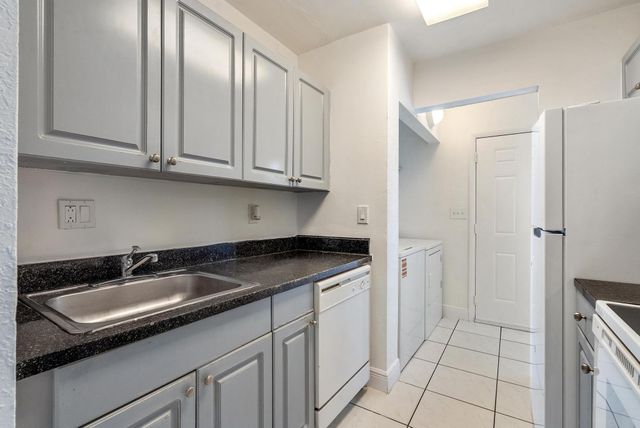 11583 NW 42nd ST 11583, Coral Springs, FL 33065