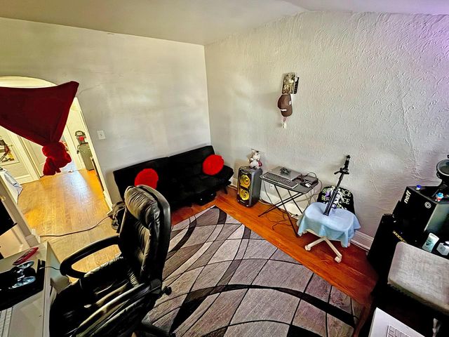 521 S 75th STREET, Milwaukee, WI 53214