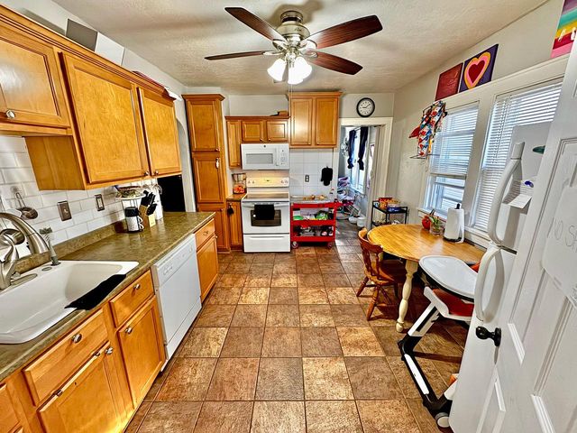 521 S 75th STREET, Milwaukee, WI 53214